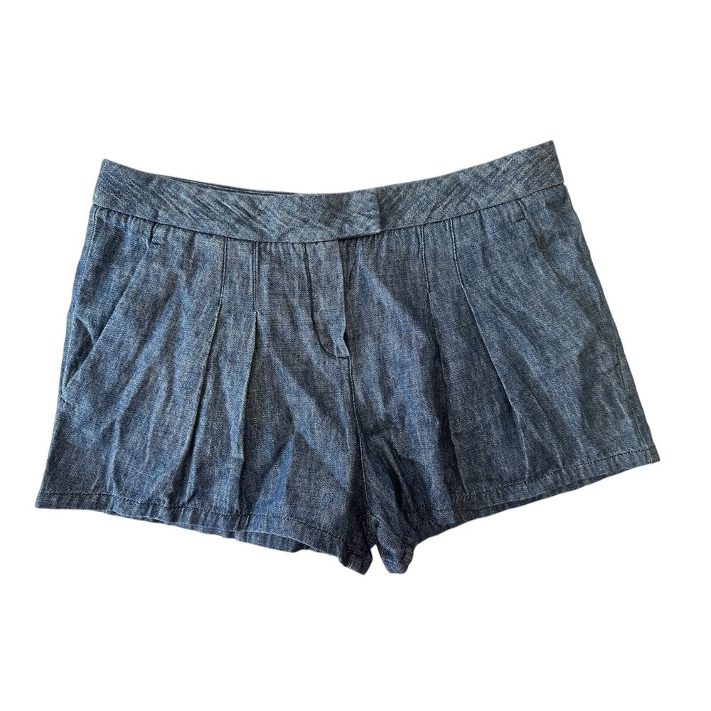 Theory Shorts Womens Size 8 Blue Denim Pleated Preppy Casual Beach Formal